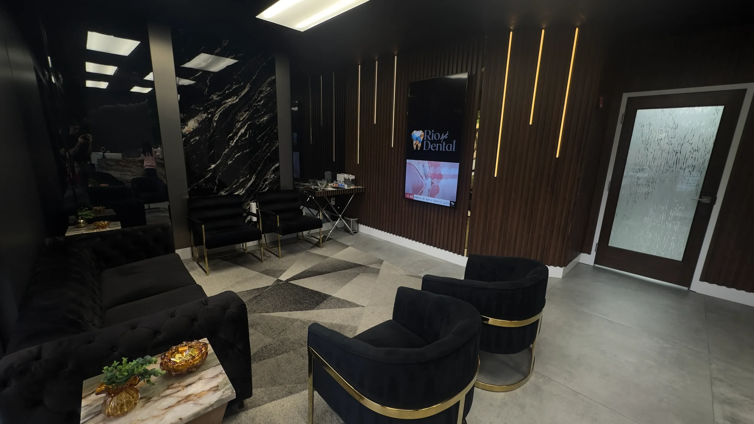 Dentista em Orlando - Implante Dentário em Orlando - Rio Dental Art